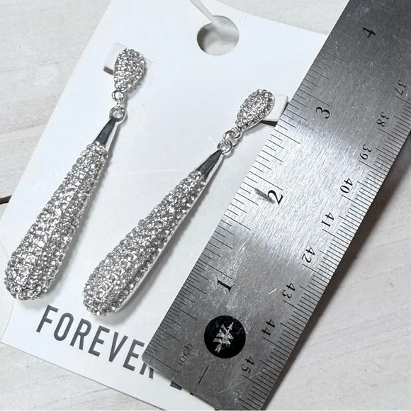 Forever 21 Earrings - Picture 2 of 4